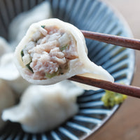 餃子のかわしも｜鹿児島産種鶏もも肉の水餃子 12個入