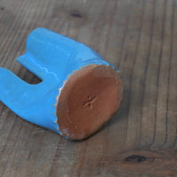 鶏の一輪挿し・水色|teto ceramics 石井啓一