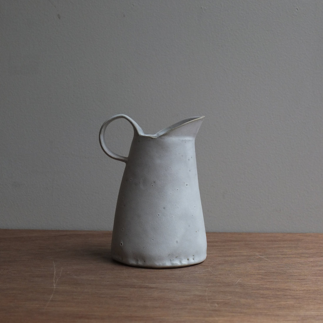 ピッチャー小・白色｜teto ceramics 石井啓一